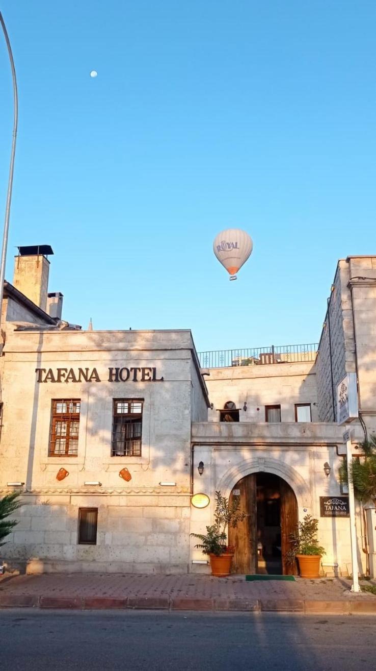 Tafana Cave & Stone Lodge Юргюп Екстериор снимка